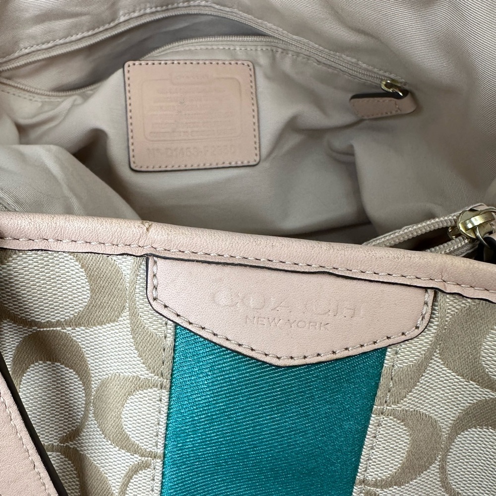 Coach Elegant Beige and Teal Designer Tote Bag F28501 - Picture 6 of 10